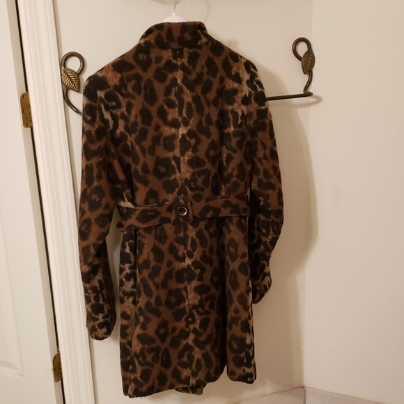 Coat - Picture 2 of 3